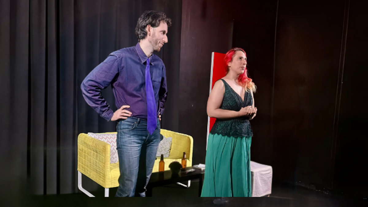 Eva Gómez y Enric Fonteta en una escena de «A mi manera»